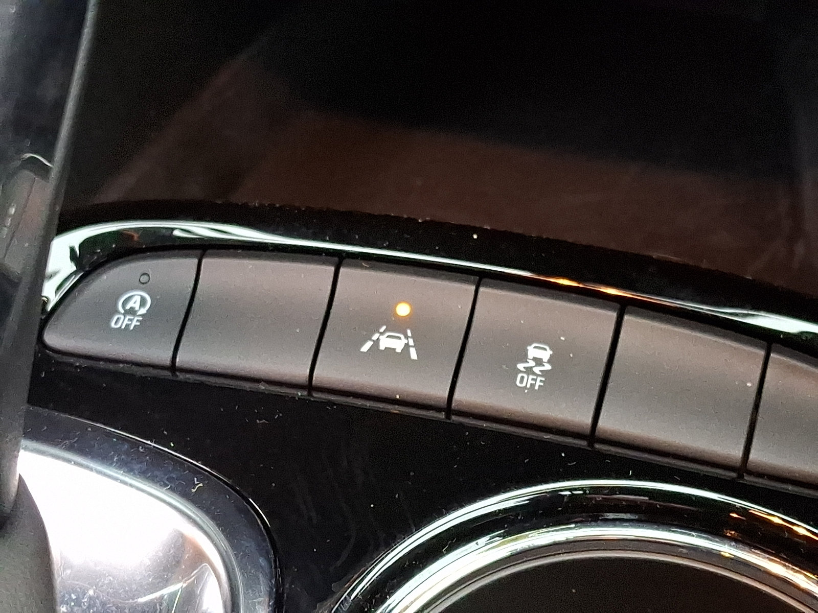 Certified 2023 Buick Encore GX Select FWD image 23