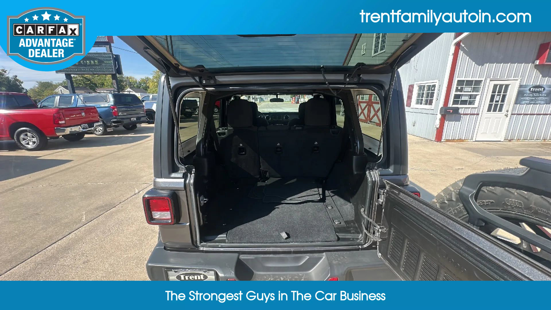 Used 2019 Jeep Wrangler Unlimited Sahara image 13