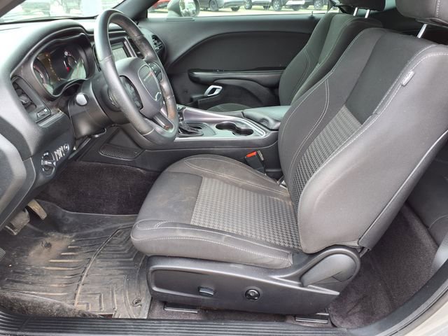 Used 2018 Dodge Challenger SXT w/ Blacktop Package image 3