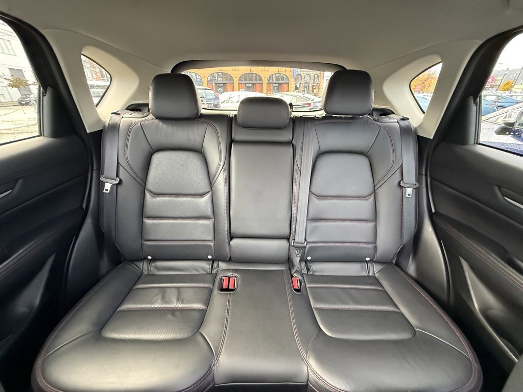 Used 2024 MAZDA CX-5 Carbon Edition image 6