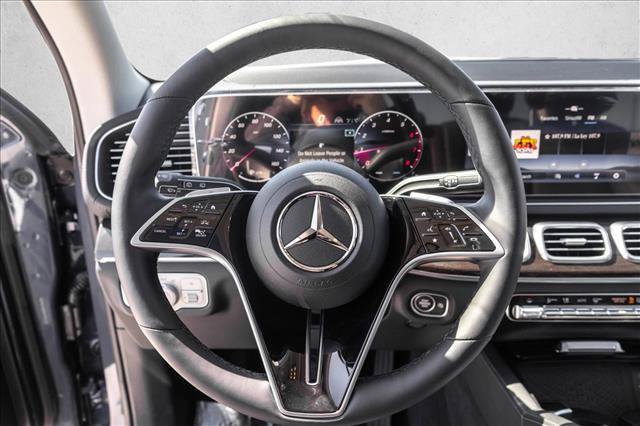 New 2026 Mercedes-Benz GLS 450 4MATIC image 14