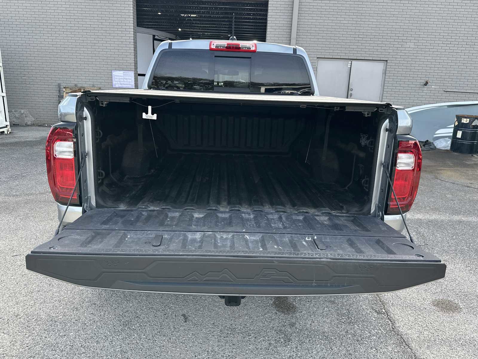 Used 2024 GMC Canyon AT4 image 25