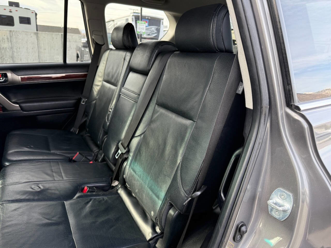 Used 2013 Lexus GX 460 image 19