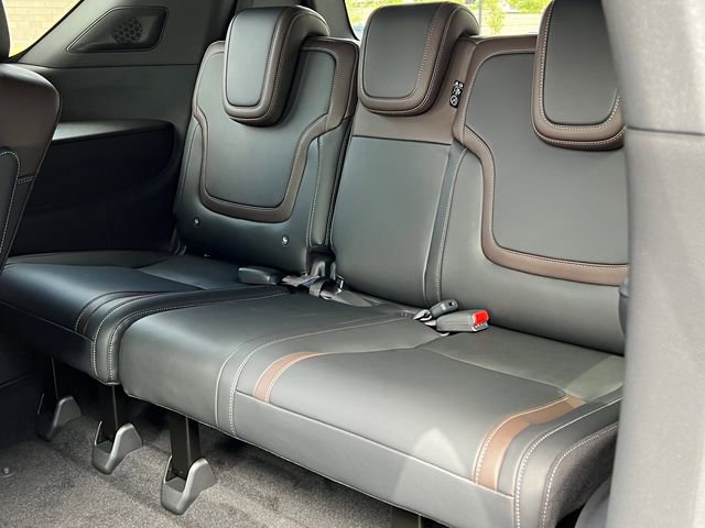 New 2026 Nissan Armada SL w/ Captain's Chari Seat Package image 25