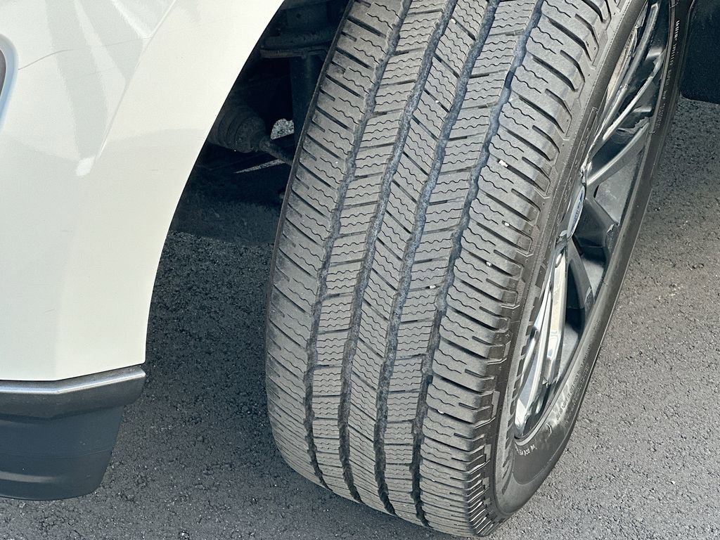 Used 2021 Ford Expedition Limited image 25