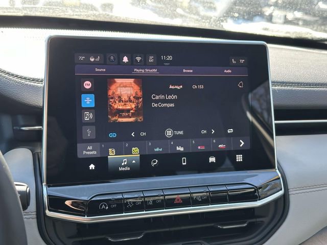 Certified 2024 Jeep Compass Limited image 33