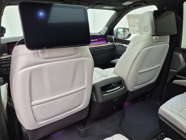 New 2026 Cadillac Escalade Platinum Sport w/ LPO, ONYX Package AWD/4WD image 22