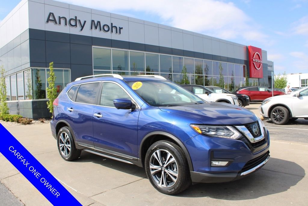 Used 2017 Nissan Rogue SL w/ SL Premium Package AWD/4WD image 1