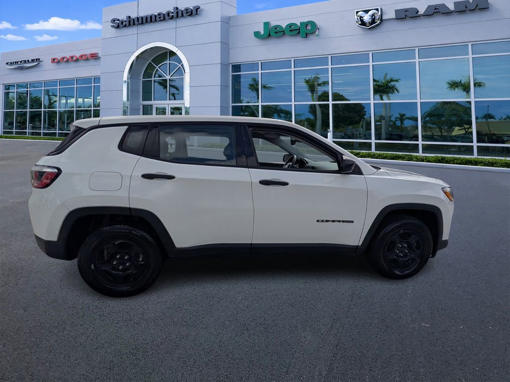 Used 2018 Jeep Compass Sport image 8