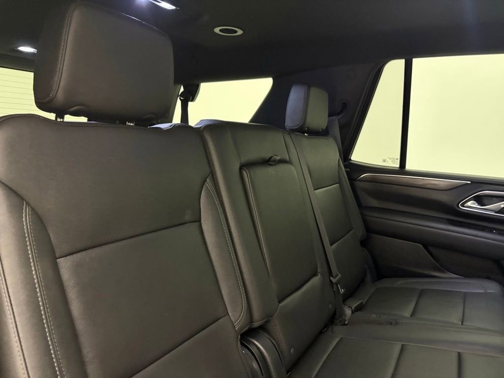 Used 2023 Chevrolet Tahoe LT w/ Luxury Package AWD/4WD image 31