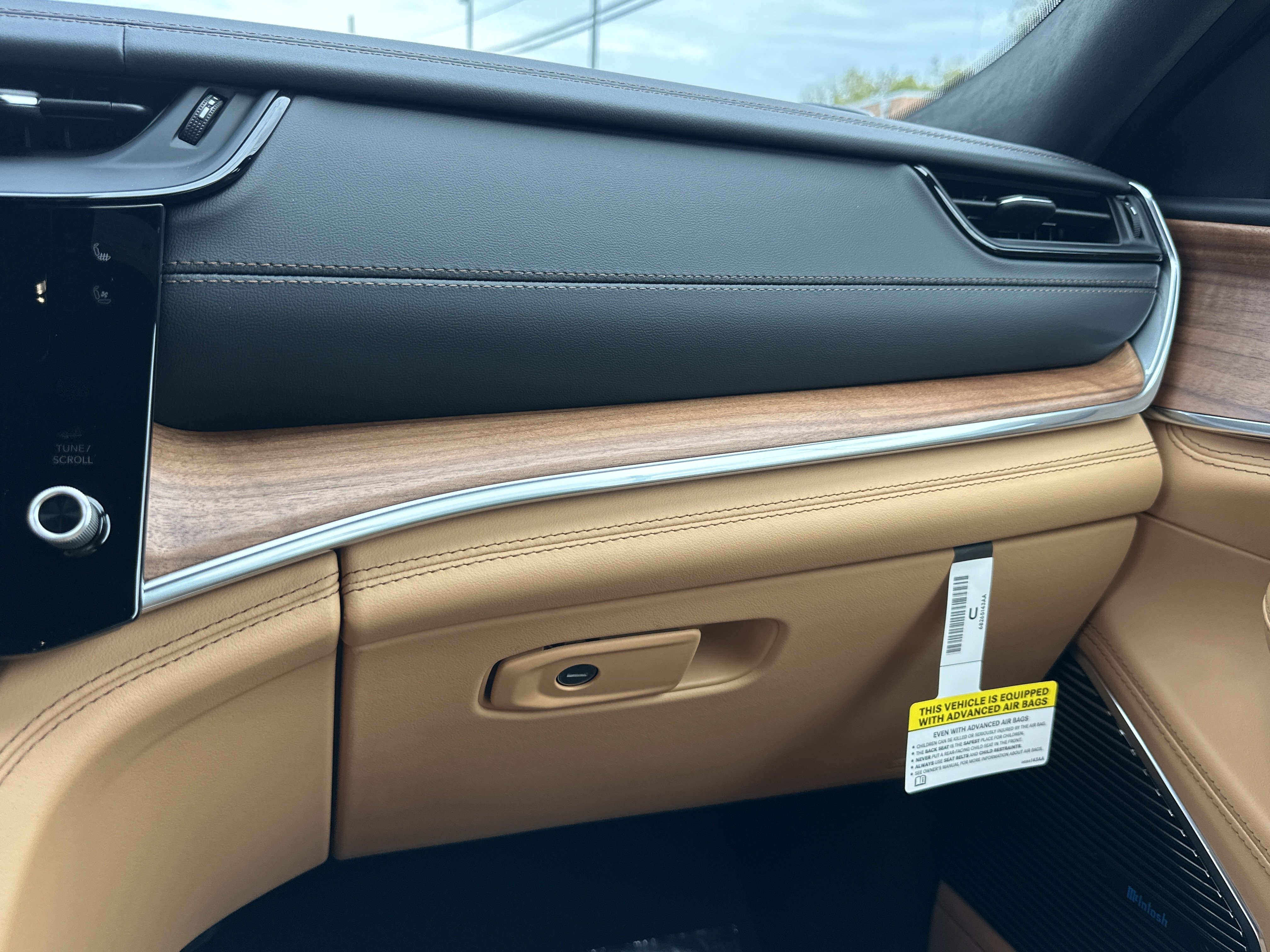 New 2027 Jeep Grand Cherokee Summit AWD/4WD image 5