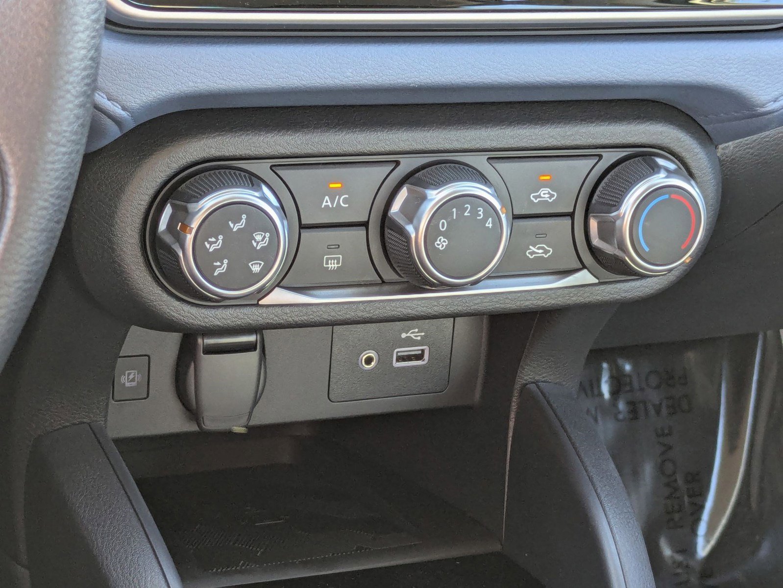 New 2025 Nissan Versa SV w/ Trunk Package image 18