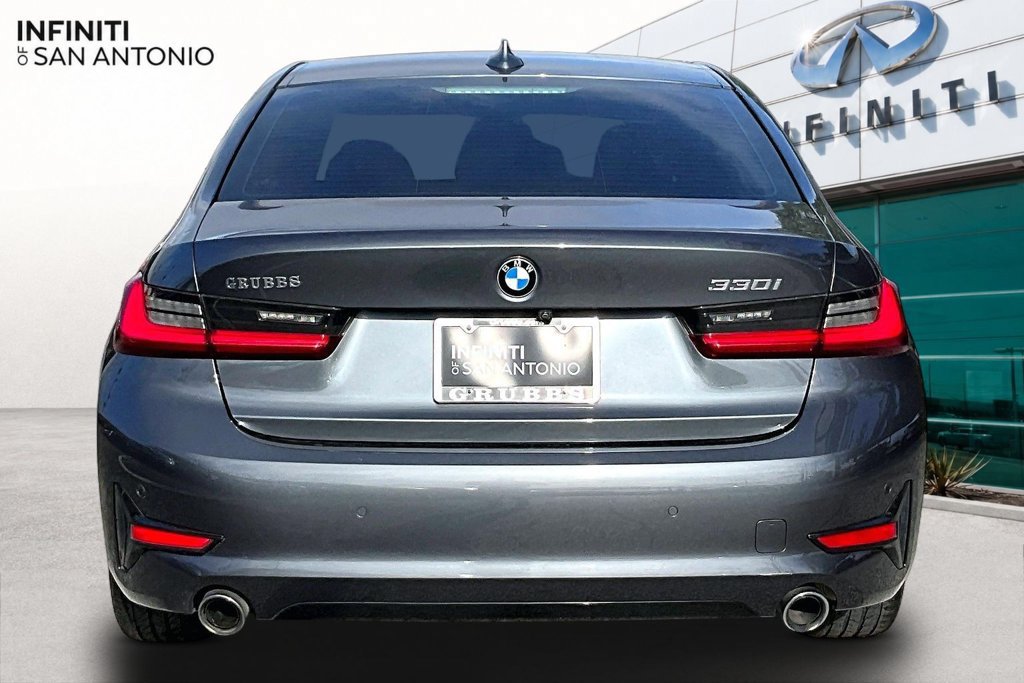 Used 2021 BMW 330i Sedan w/ Driving Assistance Package RWD image 5