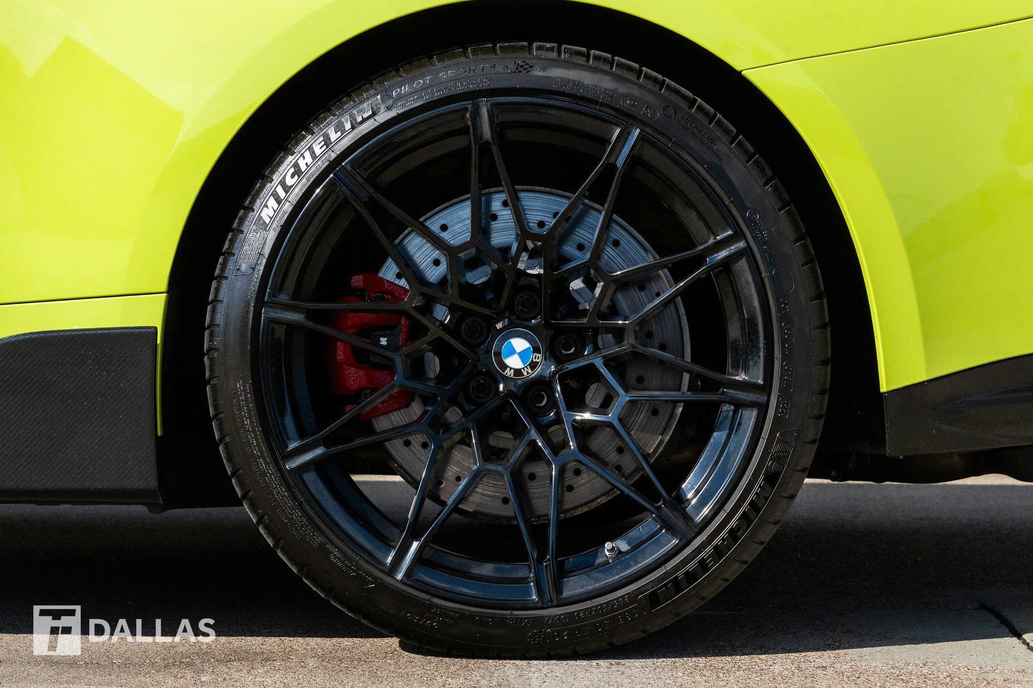 Used 2023 BMW M4 xDrive Competition w/ M Carbon Exterior Package image 12