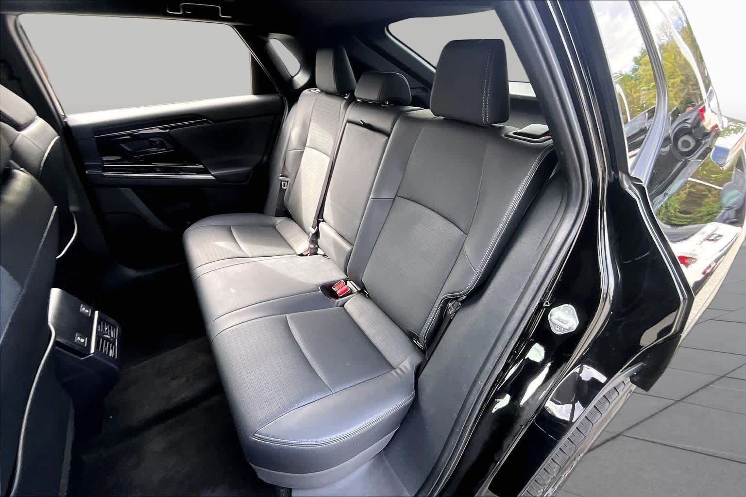 Used 2023 Toyota bZ4X AWD image 19