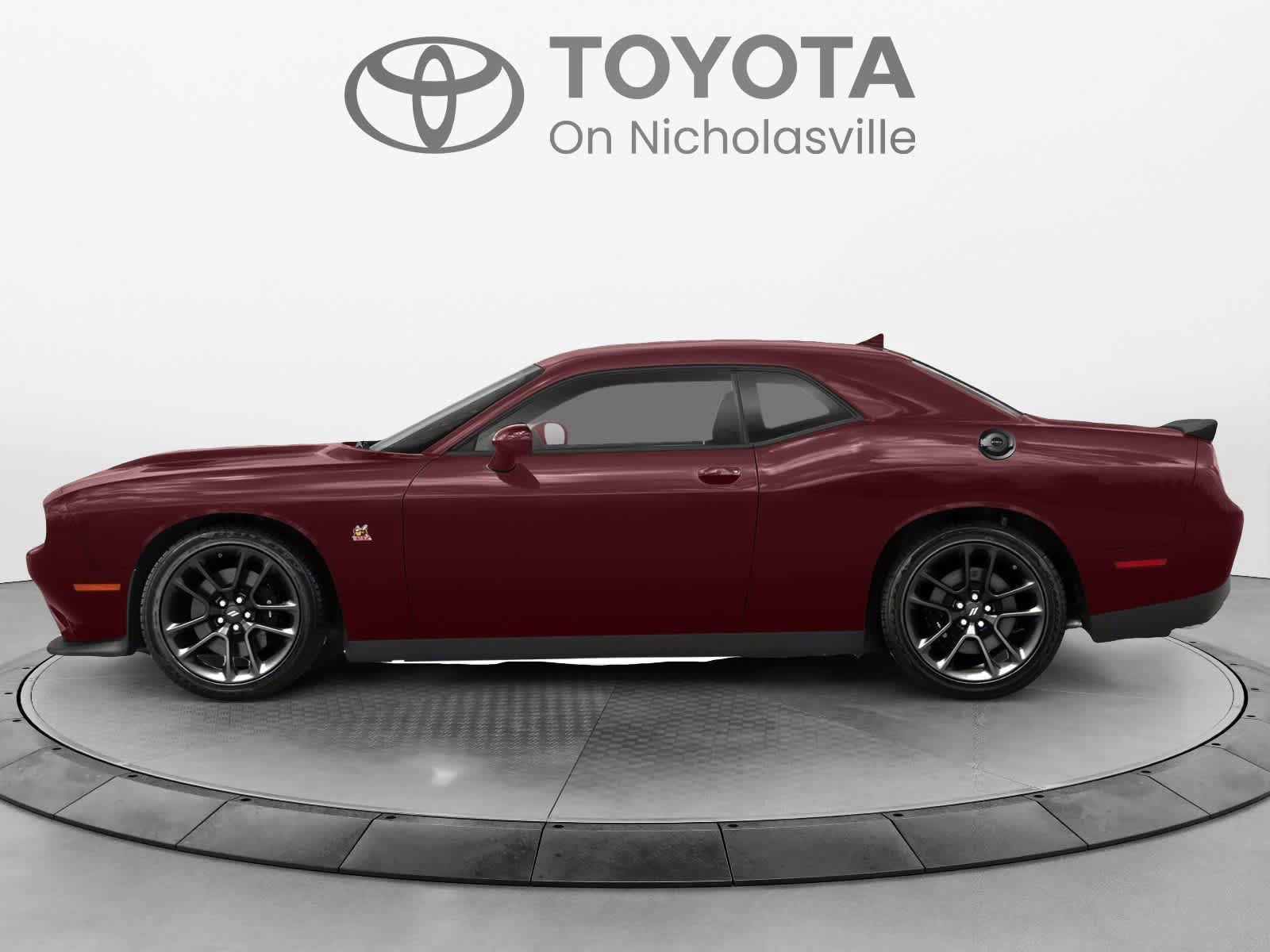 Used 2023 Dodge Challenger R/T Scat Pack RWD image 3