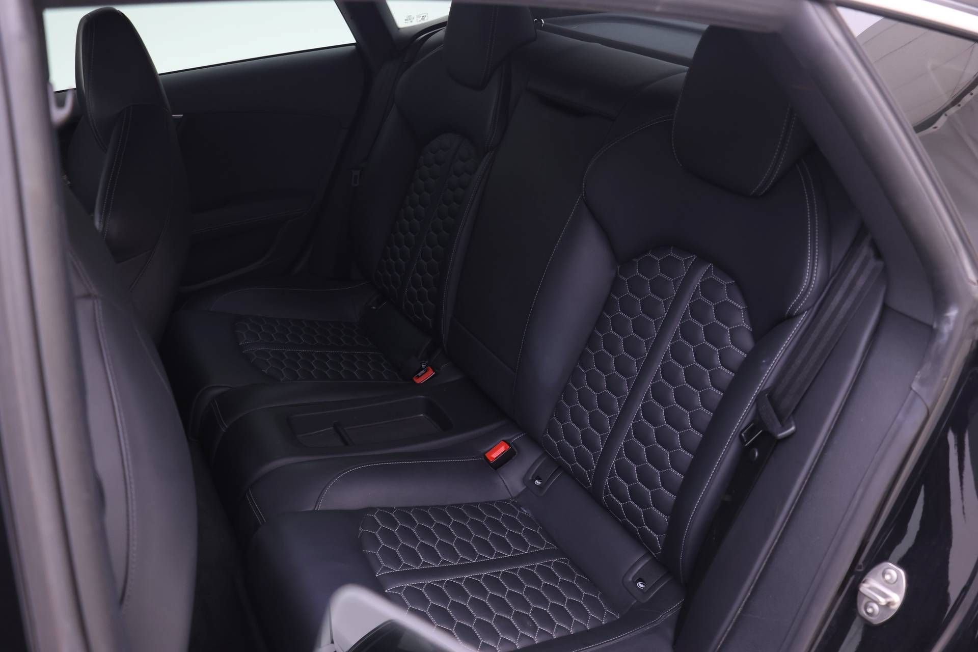 Used 2015 Audi RS 7 Prestige w/ Dynamic Package AWD/4WD image 14