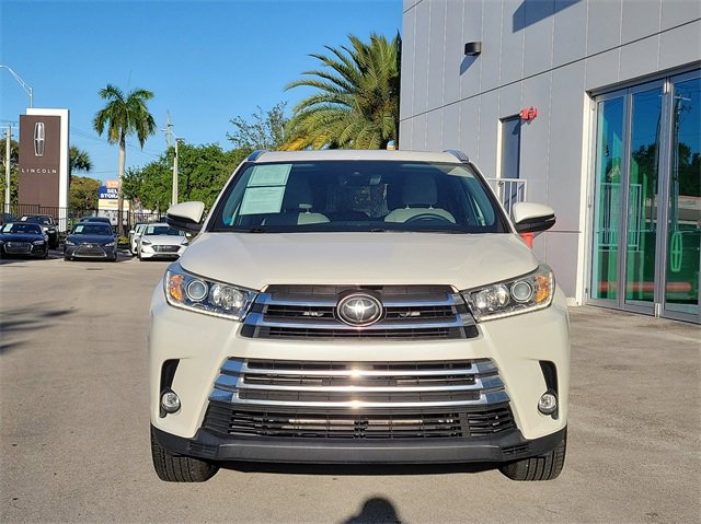 Used 2019 Toyota Highlander Limited image 2