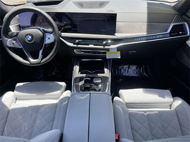 New 2026 BMW X7 xDrive40i image 15