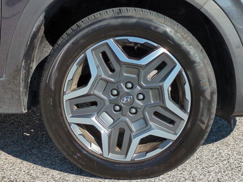 Used 2023 Hyundai Santa Fe Limited image 11