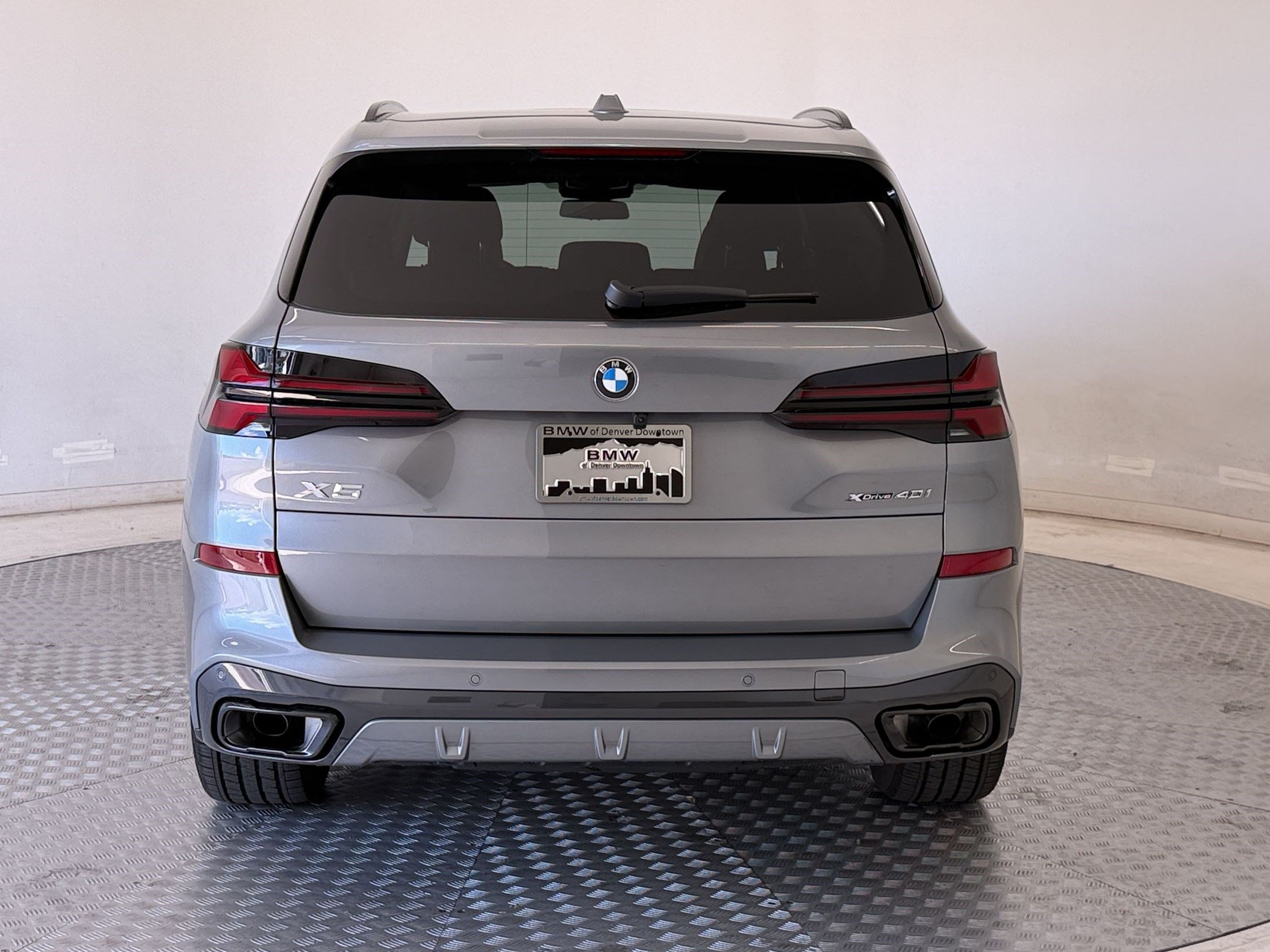 Used 2026 BMW X5 xDrive40i w/ M Sport Package AWD/4WD image 10