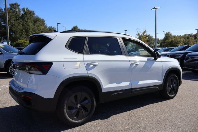 Certified 2026 Volkswagen Taos S FWD image 7
