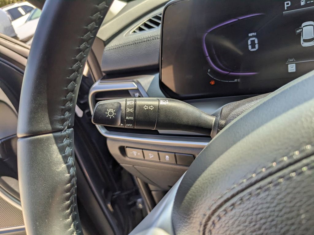 Certified 2025 Kia Telluride LX FWD image 32