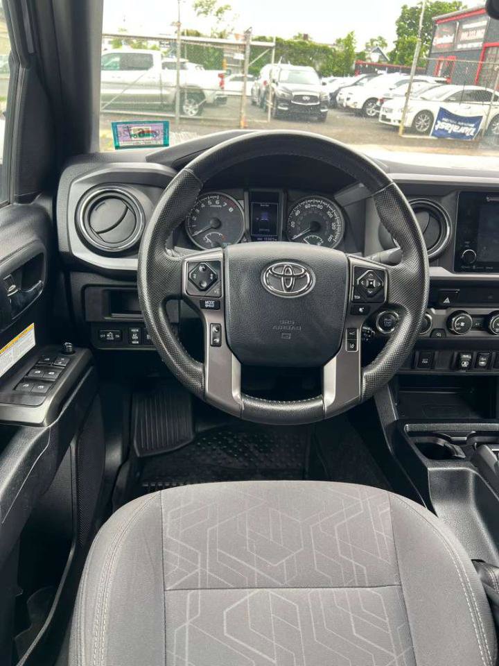 Used 2019 Toyota Tacoma TRD Off-Road AWD/4WD image 26