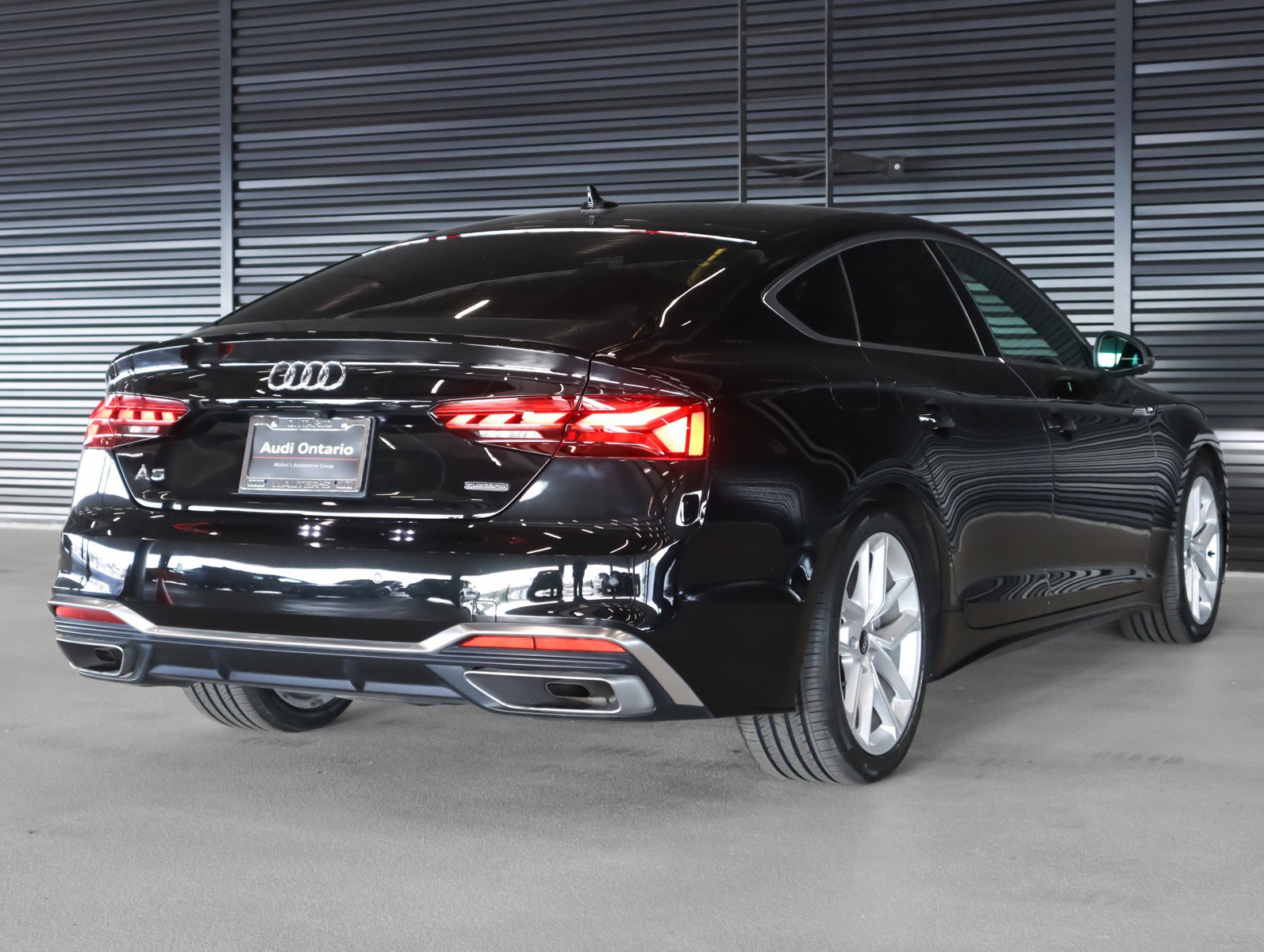 Used 2023 Audi A5 2.0T Premium Plus w/ Premium Plus AWD/4WD image 16