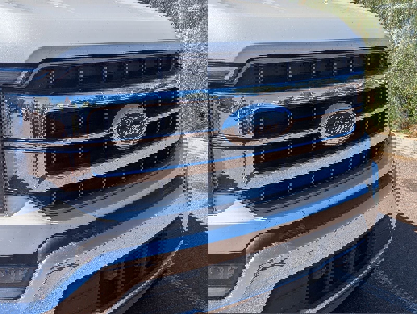 Used 2021 Ford F150 Lariat w/ Equipment Group 502A High image 4