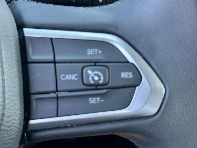 Used 2024 Jeep Compass Latitude AWD/4WD image 19