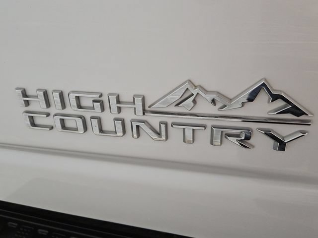 Used 2023 Chevrolet Silverado 3500 High Country w/ Z71 Off-Road Package AWD/4WD image 40