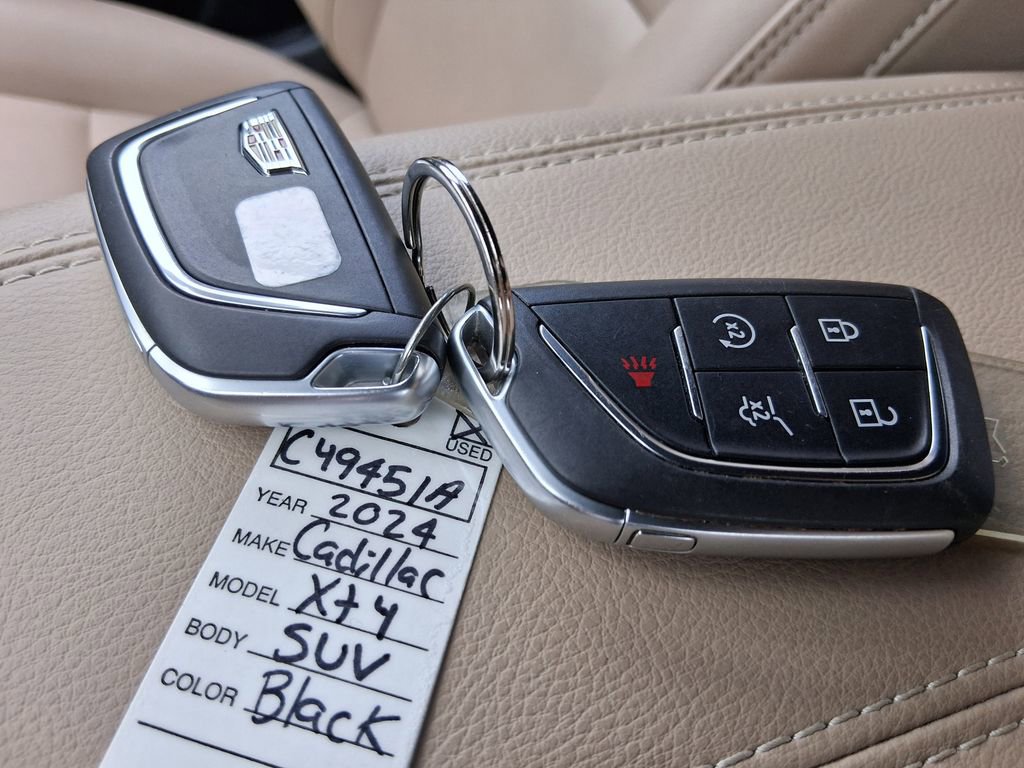 Used 2024 Cadillac XT4 Luxury FWD image 26