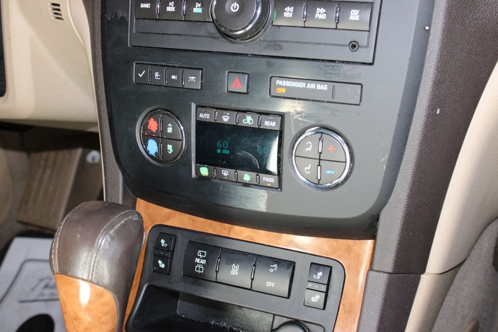 Used 2012 Buick Enclave Leather FWD image 16