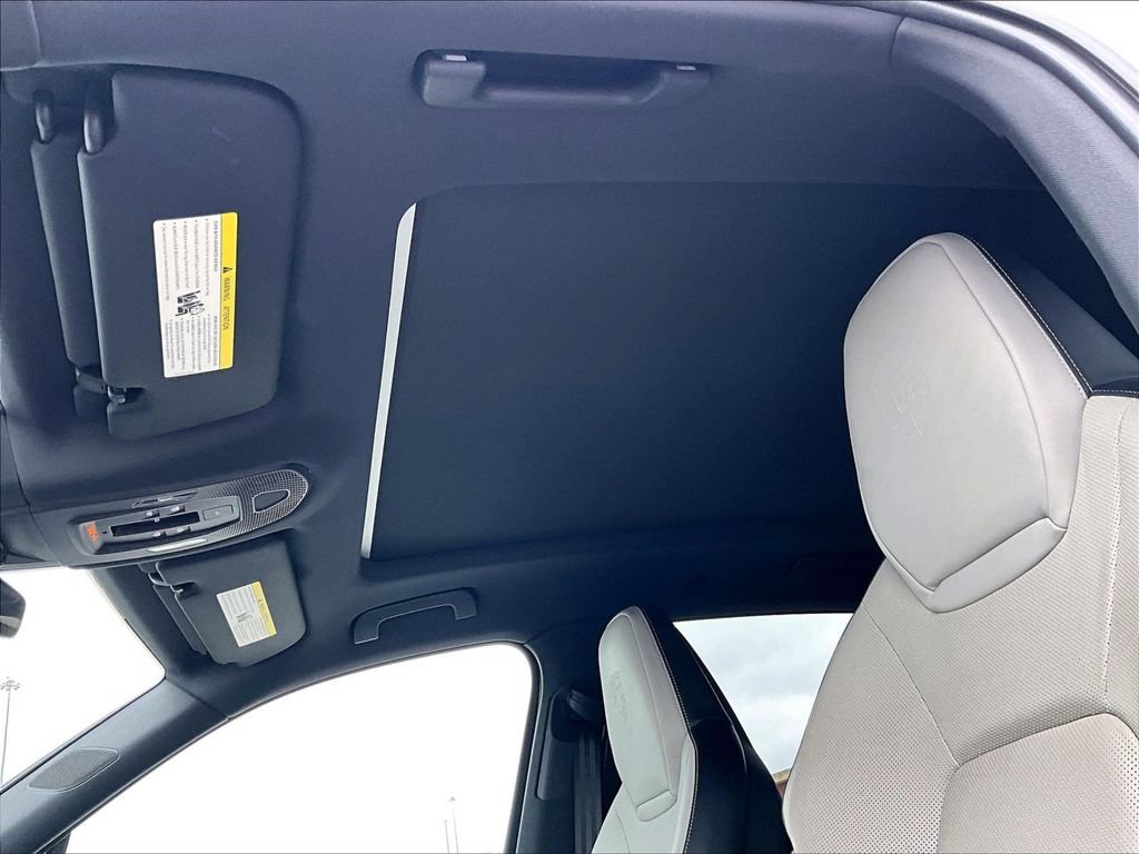 Certified 2024 Porsche Cayenne S AWD/4WD image 18