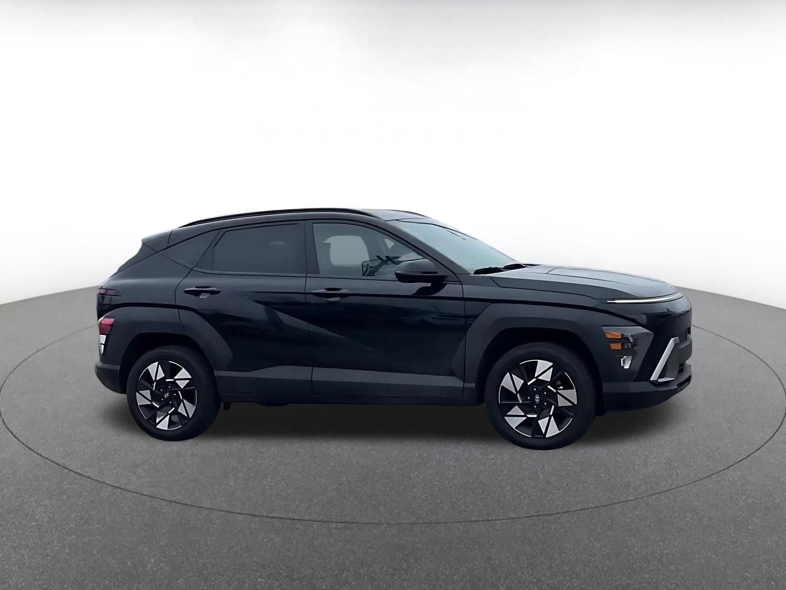 Used 2025 Hyundai Kona SEL AWD/4WD video 2