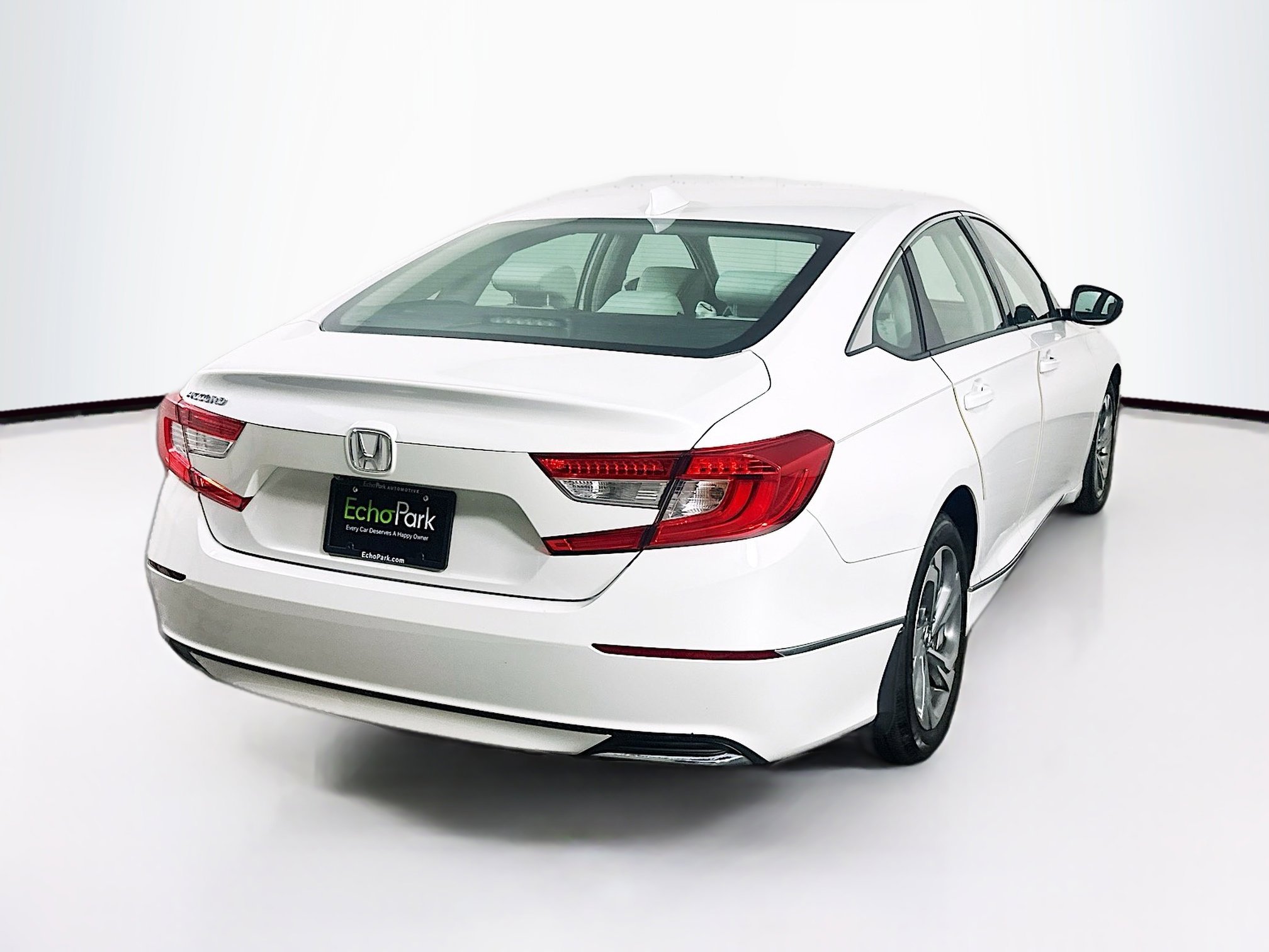 Used 2018 Honda Accord EX image 9