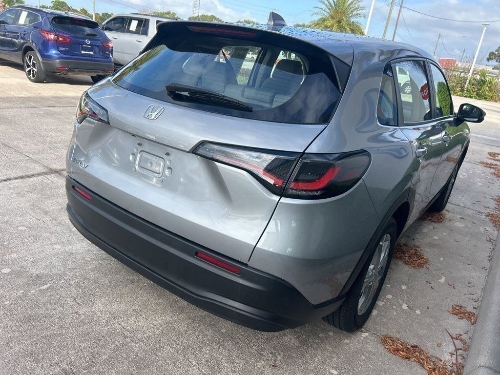 Certified 2024 Honda HR-V LX image 7