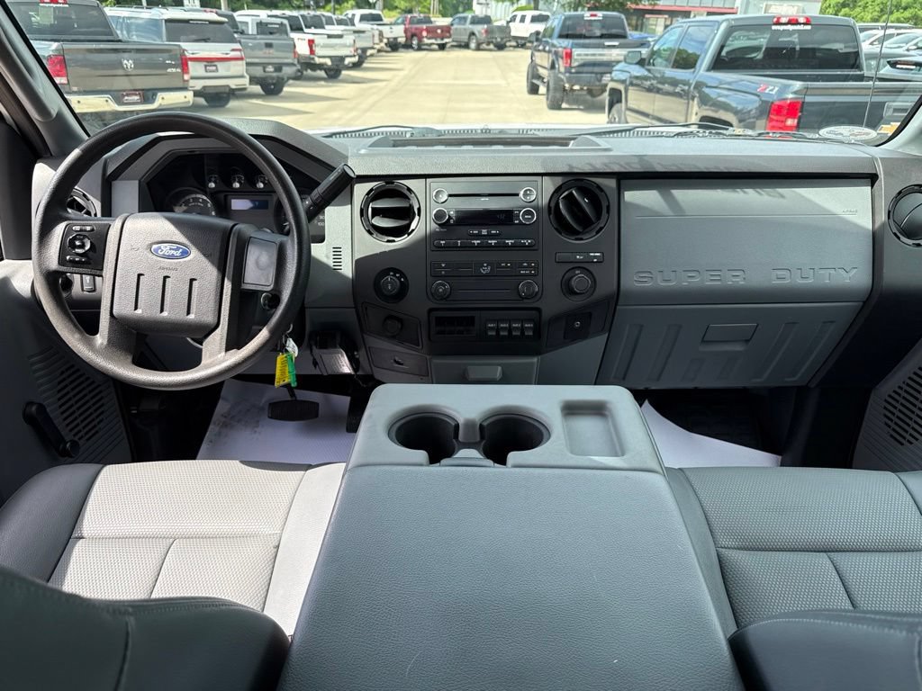 Used 2016 Ford F250 XL w/ XL Appearance Package AWD/4WD image 32