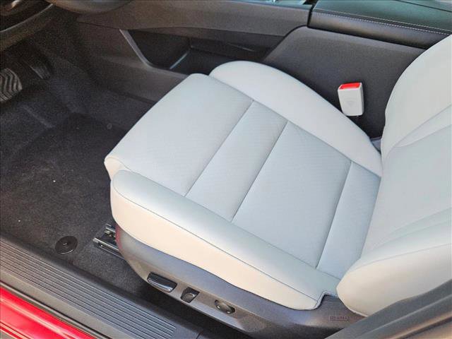 Used 2025 Nissan Rogue SV w/ SV Premium Package FWD video 4