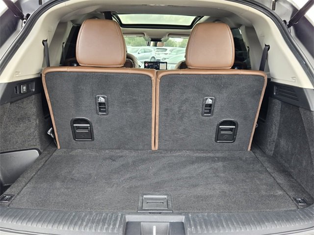 Certified 2024 Acura MDX FWD w/ Technology Package image 13