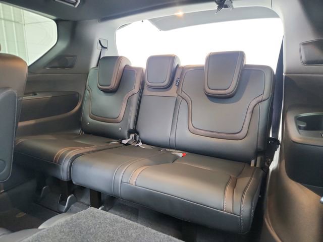 New 2026 Nissan Armada SL w/ Captain's Chari Seat Package image 44