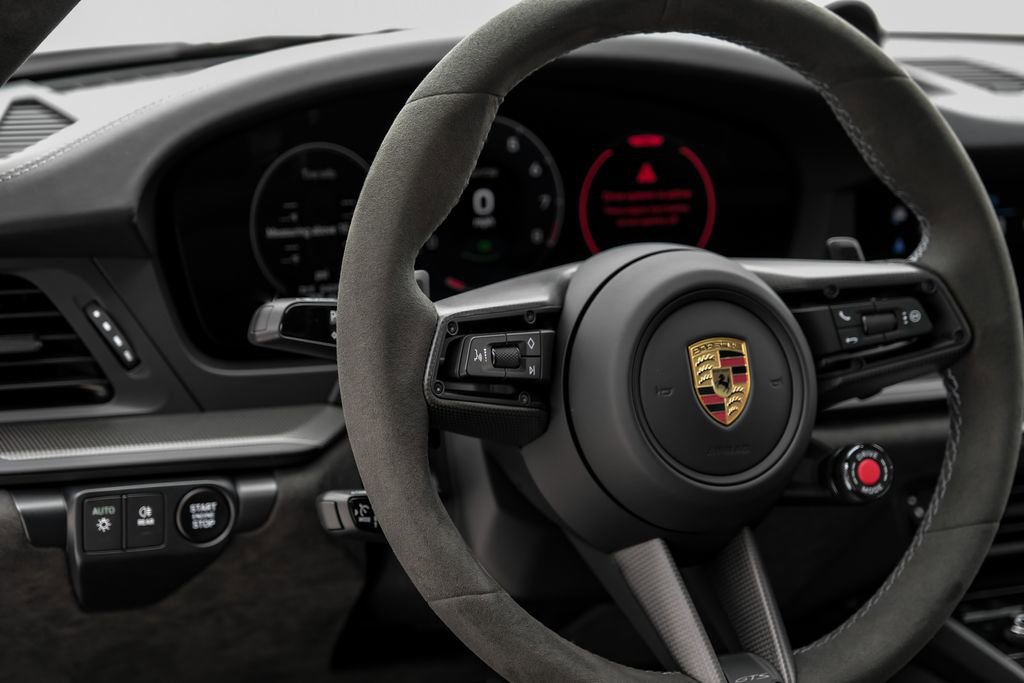 Used 2025 Porsche 911 Carrera 4 GTS image 13