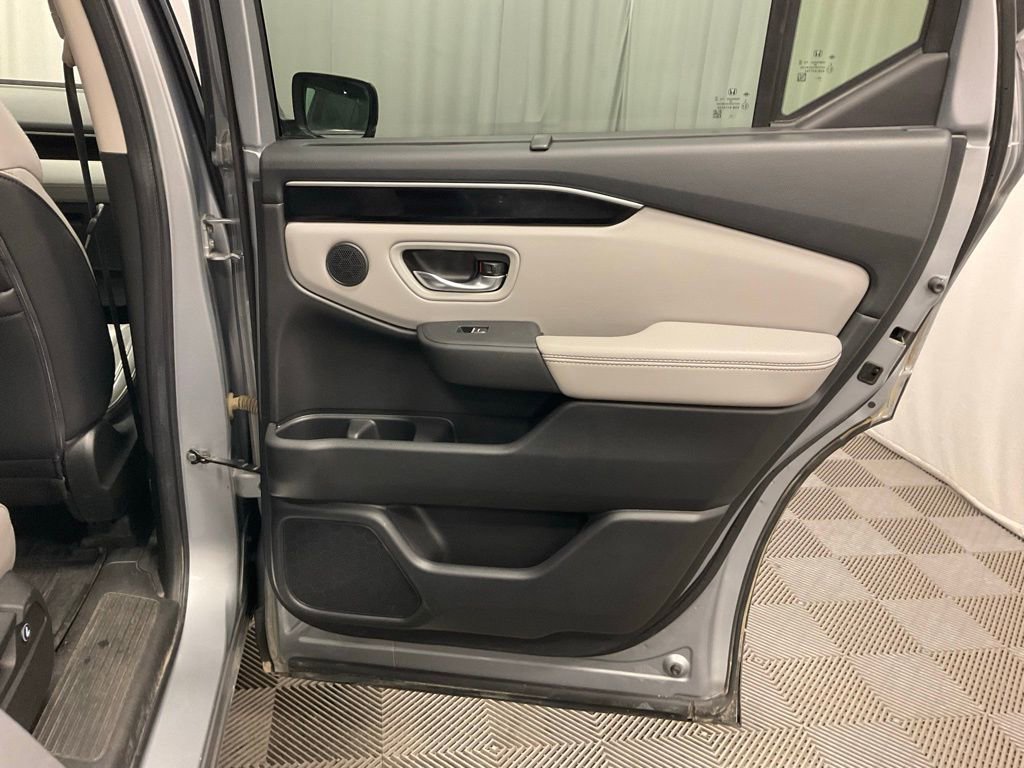 Used 2023 Honda Pilot Touring image 29