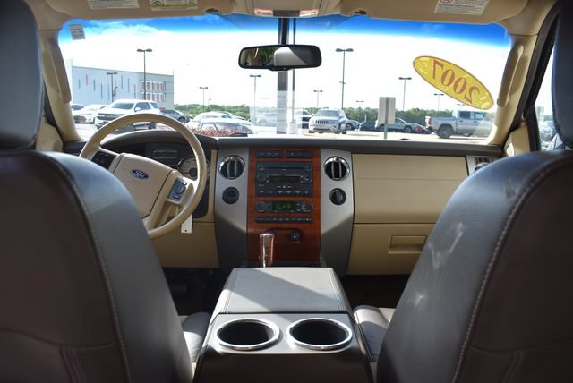 Used 2007 Ford Expedition Eddie Bauer RWD image 3