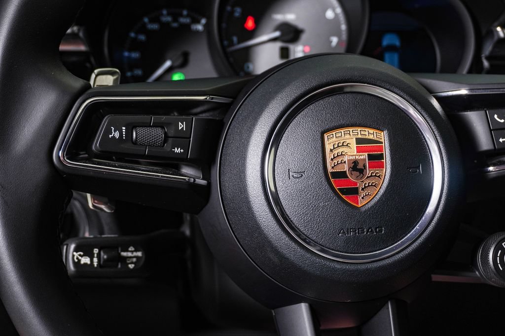 Certified 2026 Porsche Macan S AWD/4WD image 20