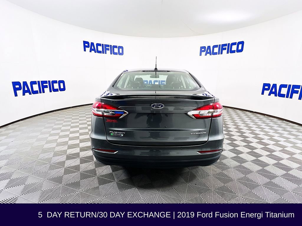 Used 2019 Ford Fusion Energi Titanium image 7