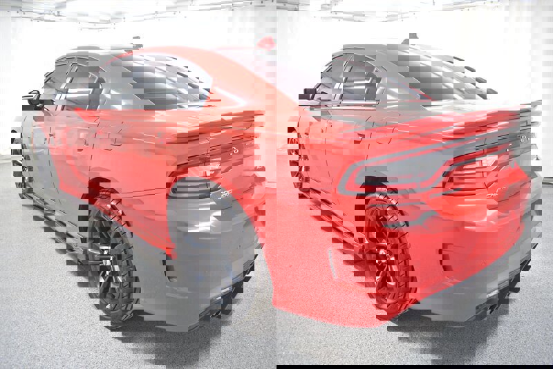 Used 2019 Dodge Charger R/T image 4