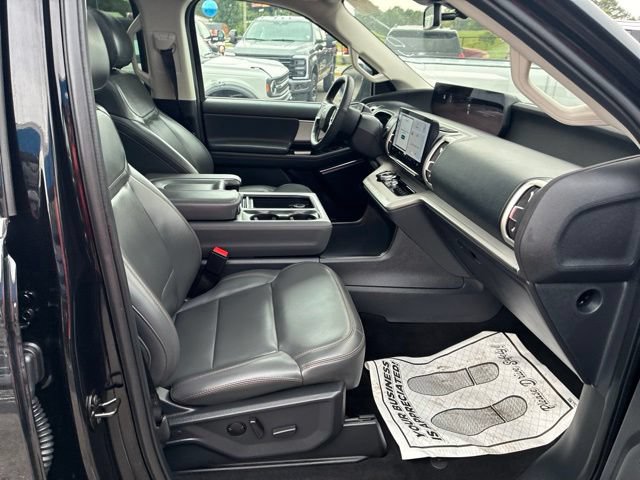Used 2025 Ford Expedition Active AWD/4WD image 44