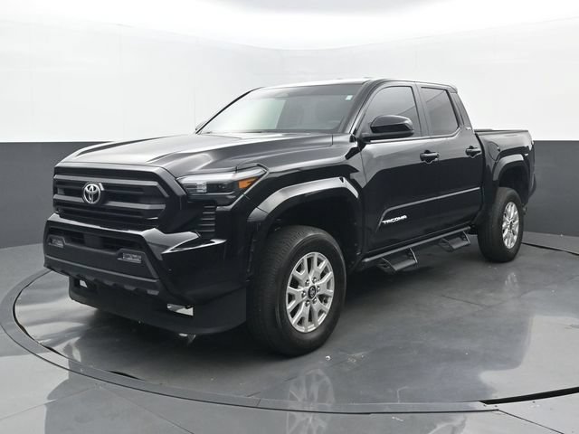 Used 2024 Toyota Tacoma SR5 AWD/4WD image 8
